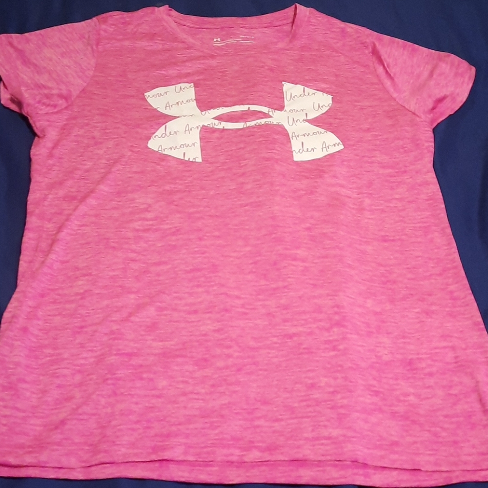 NWOT Under Armour women's heatgear tee